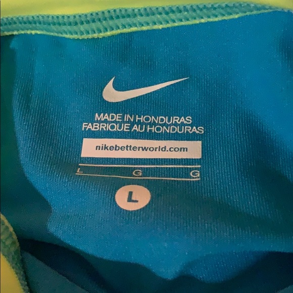 Nike - Picture 2 of 3